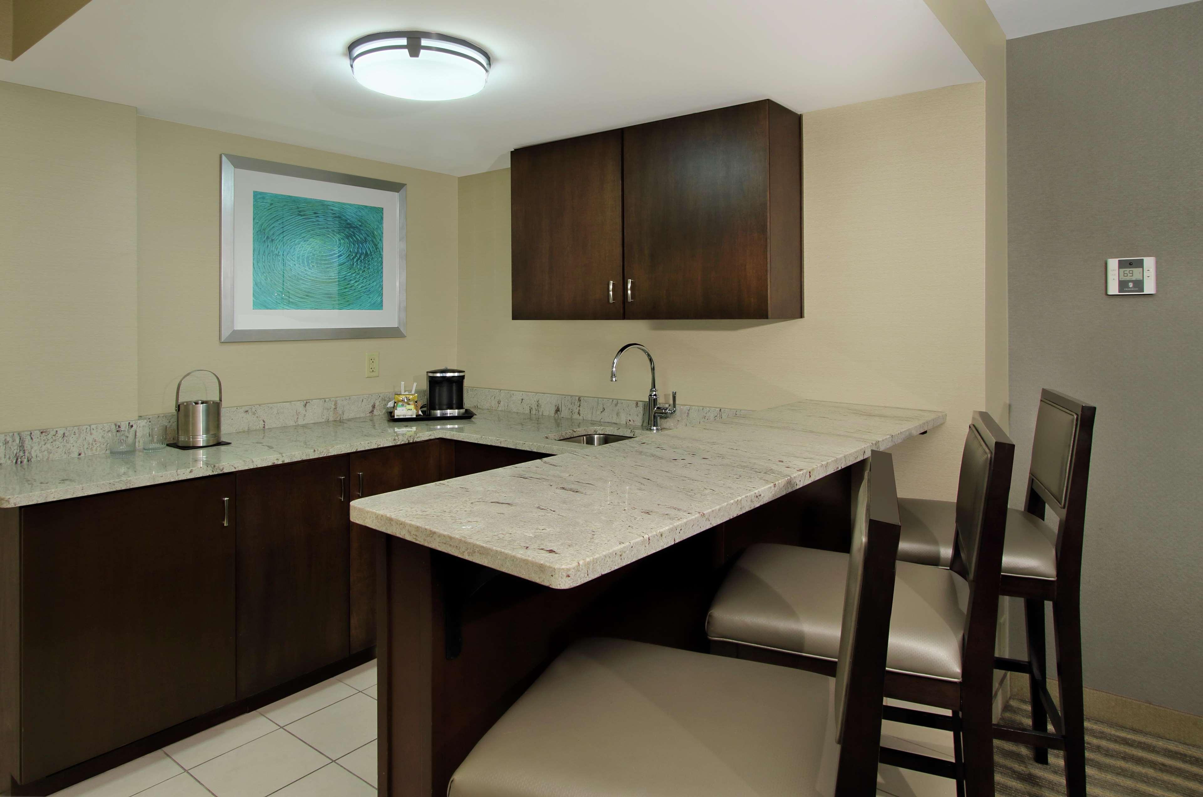 Doubletree By Hilton Newark Hotel Kültér fotó