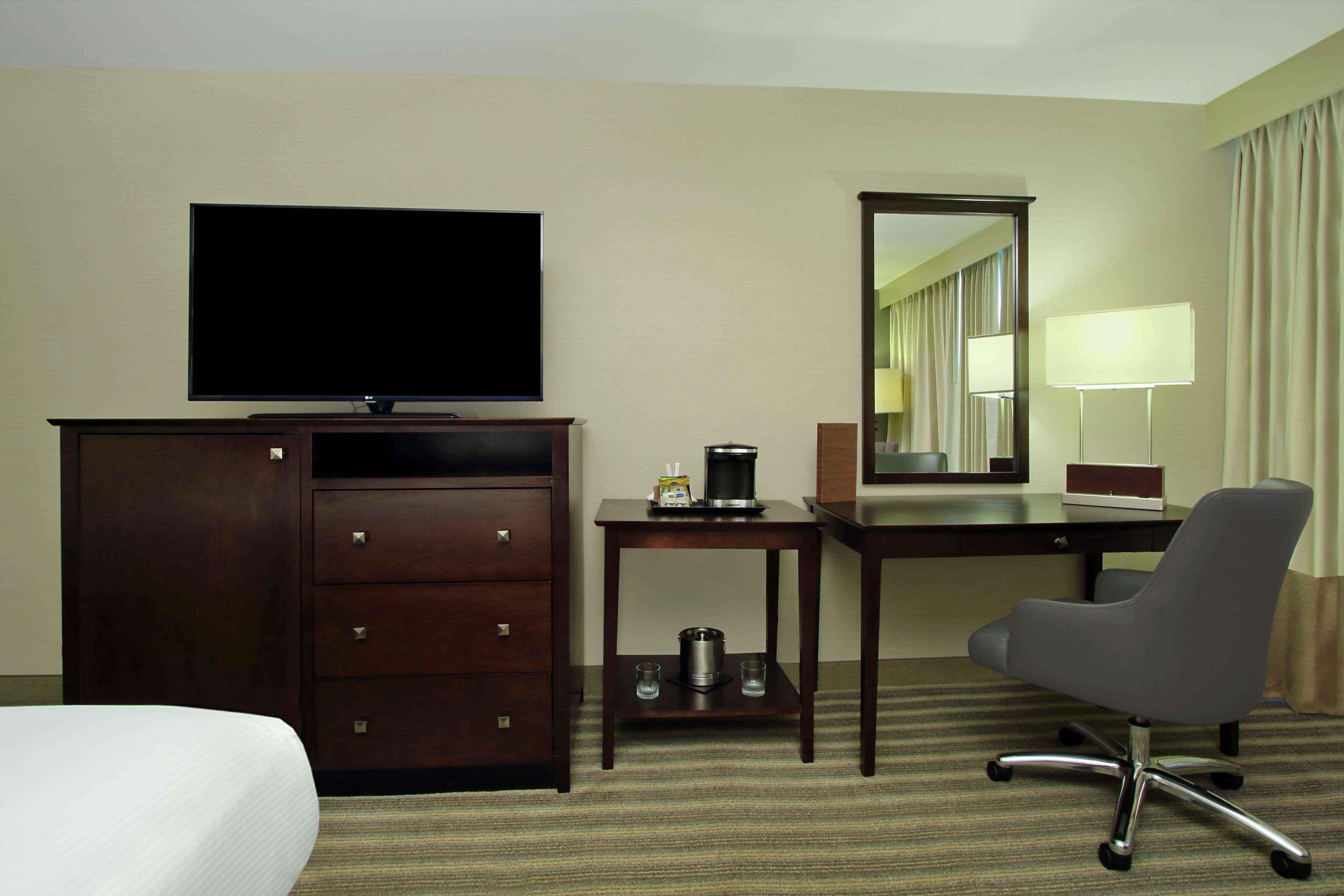 Doubletree By Hilton Newark Hotel Kültér fotó