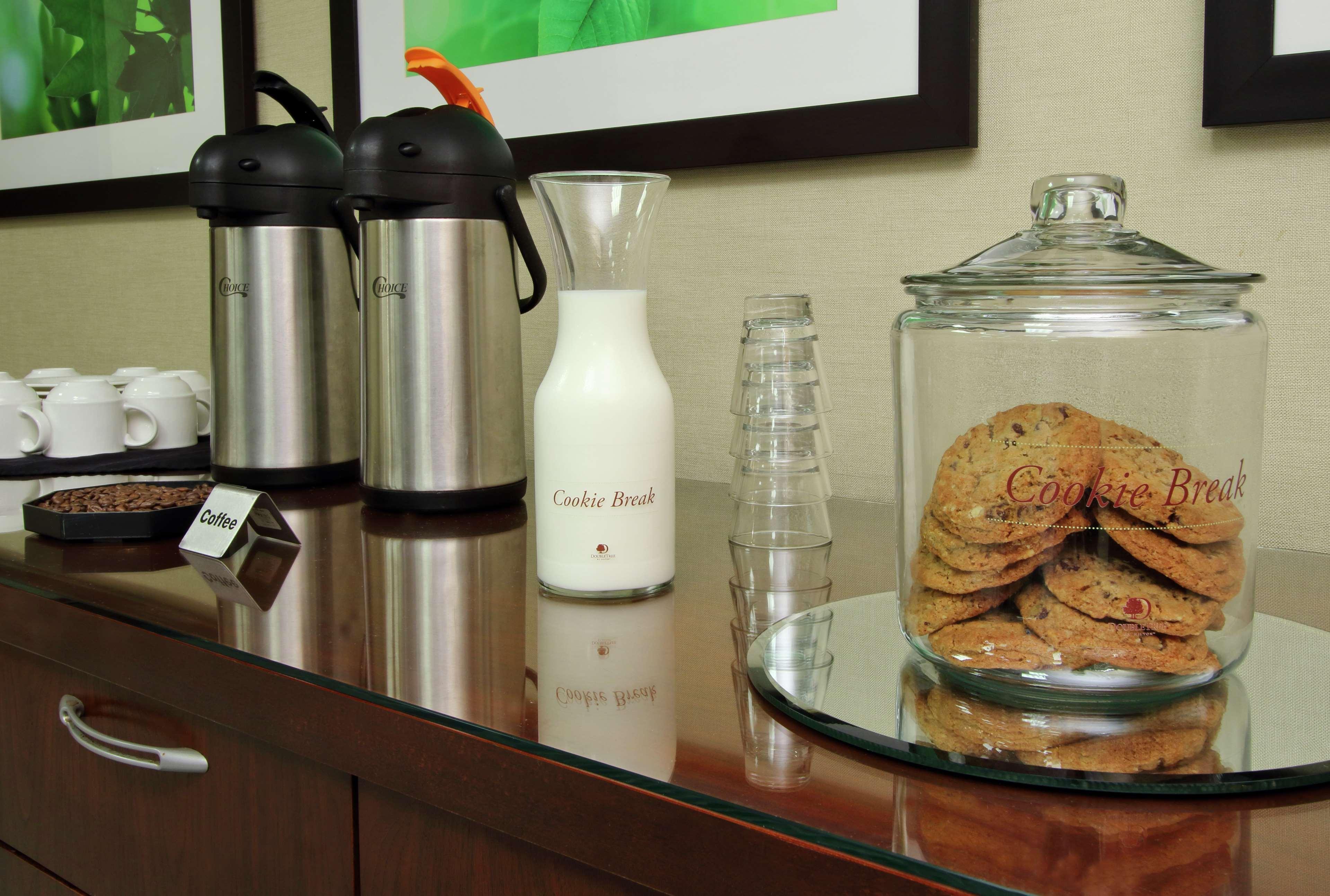 Doubletree By Hilton Newark Hotel Kültér fotó
